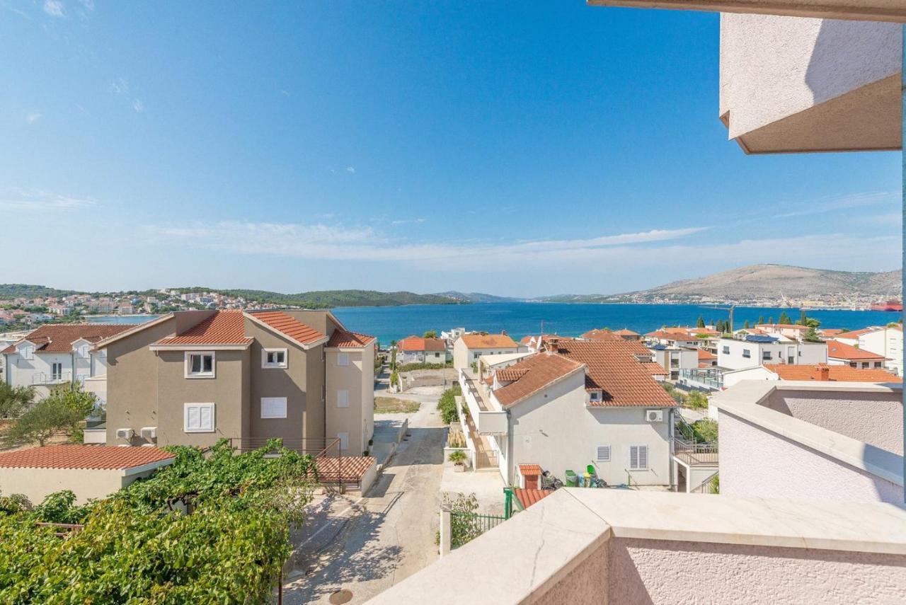 Apartments Ivana-Mira Okrug Gornji Eksteriør bilde